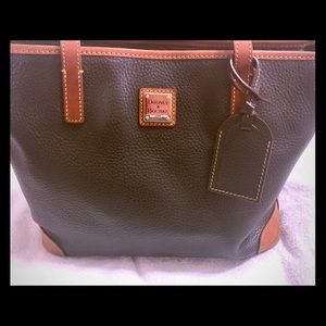 Dooney & Bourke brown leather tote handbag